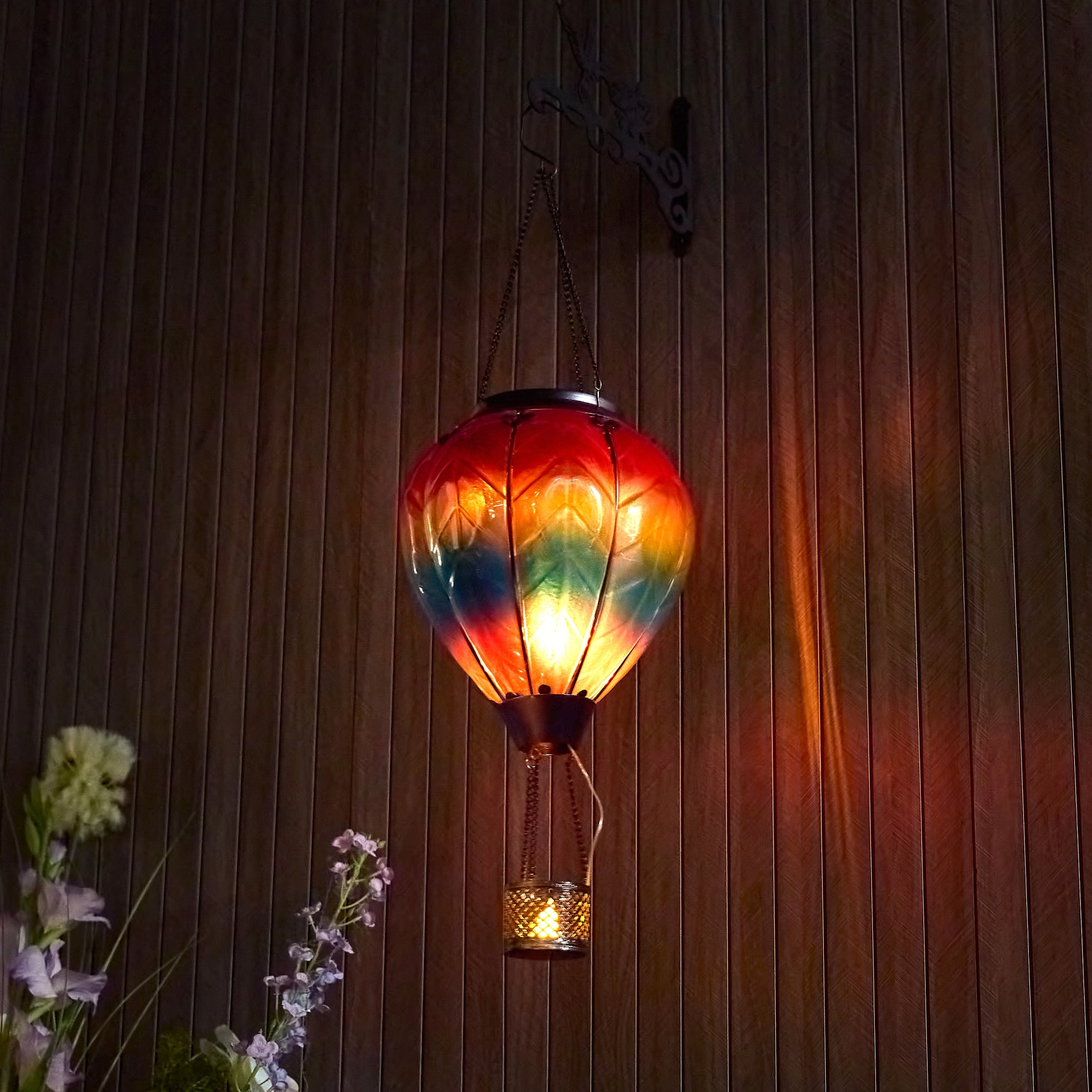 Rainbow hand-painted glass solar balloon lantern for garden decorations, front yard décor, and backyard lantern displays with flame-effect solar lighting