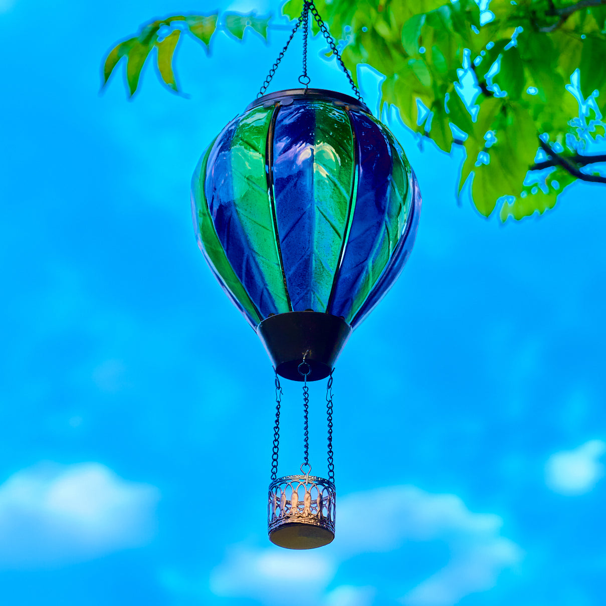 hot-air-balloon-solar-light-decoration

